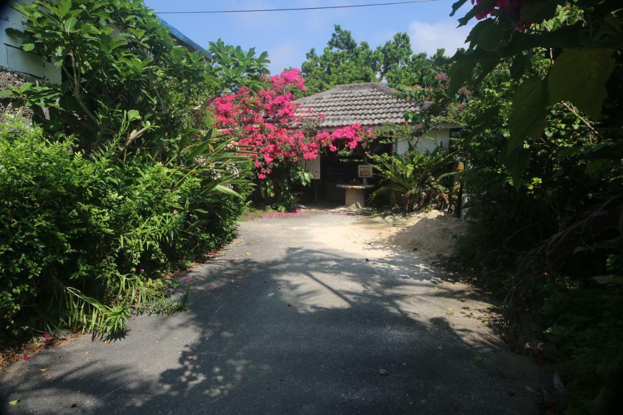 Kukuru Camping Hotel Miyakojima  Buitenkant foto