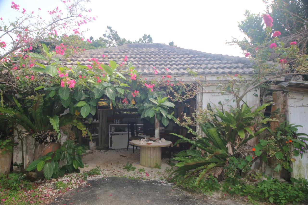 Kukuru Camping Hotel Miyakojima  Buitenkant foto